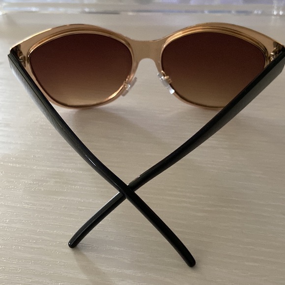 Aldo Cat Eyes Sunglasses - Picture 3 of 4